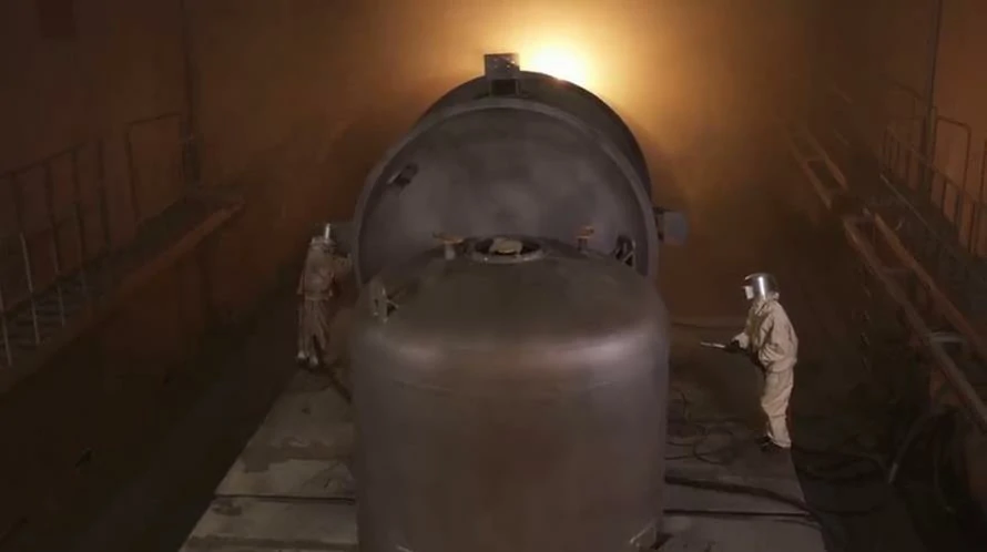 sandblasting for large fabrications