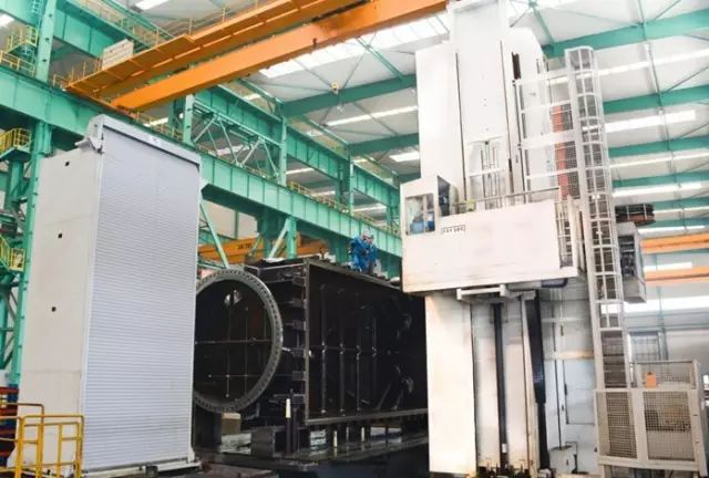 steel chamber fabrication and machining for condenser