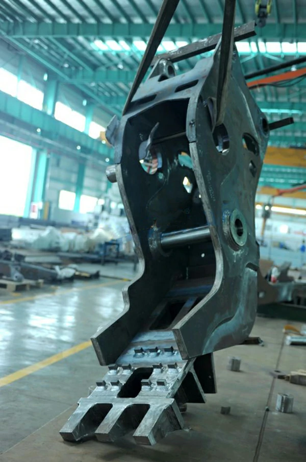 Metal components fabrication for Hydraulic Crushing Plier